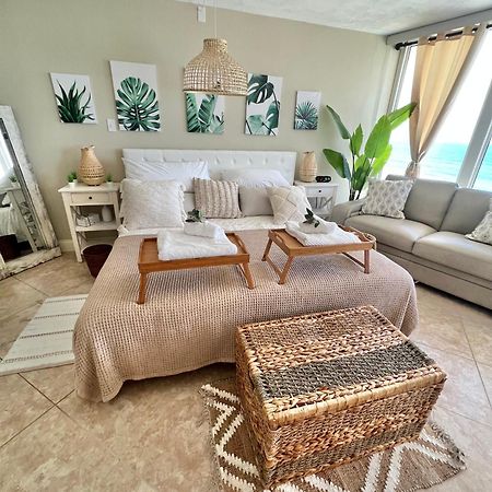 Beach Oasis 704 Lovely Daytona Ocean Front For 5 Sleeps Up To 12 Daytona Beach Zewnętrze zdjęcie