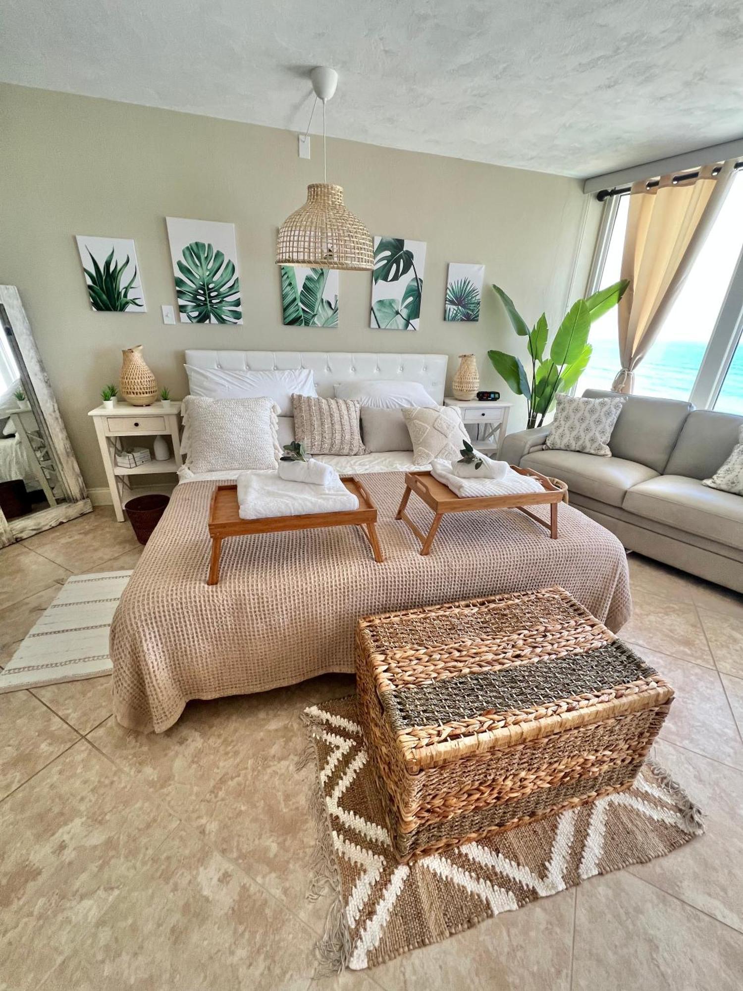 Beach Oasis 704 Lovely Daytona Ocean Front For 5 Sleeps Up To 12 Daytona Beach Zewnętrze zdjęcie
