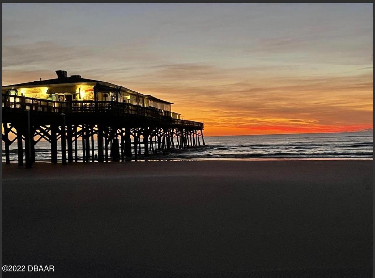 Beach Oasis 704 Lovely Daytona Ocean Front For 5 Sleeps Up To 12 Daytona Beach Zewnętrze zdjęcie