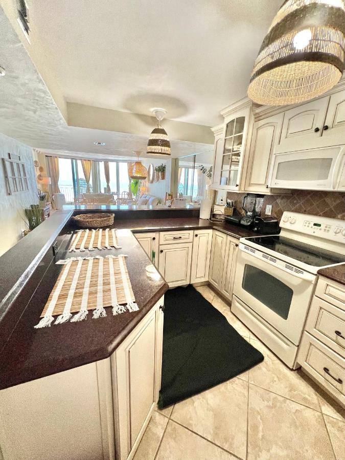 Beach Oasis 704 Lovely Daytona Ocean Front For 5 Sleeps Up To 12 Daytona Beach Zewnętrze zdjęcie